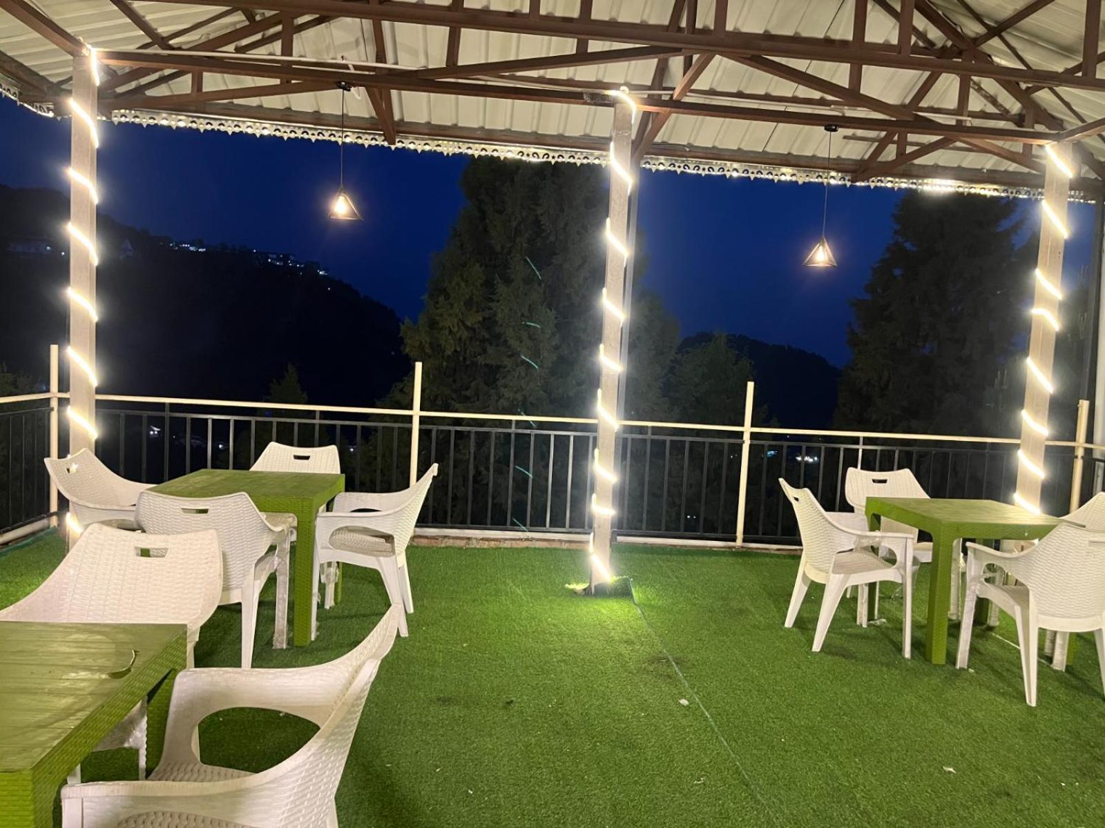 Royal Hill Inn Мусори Екстериор снимка