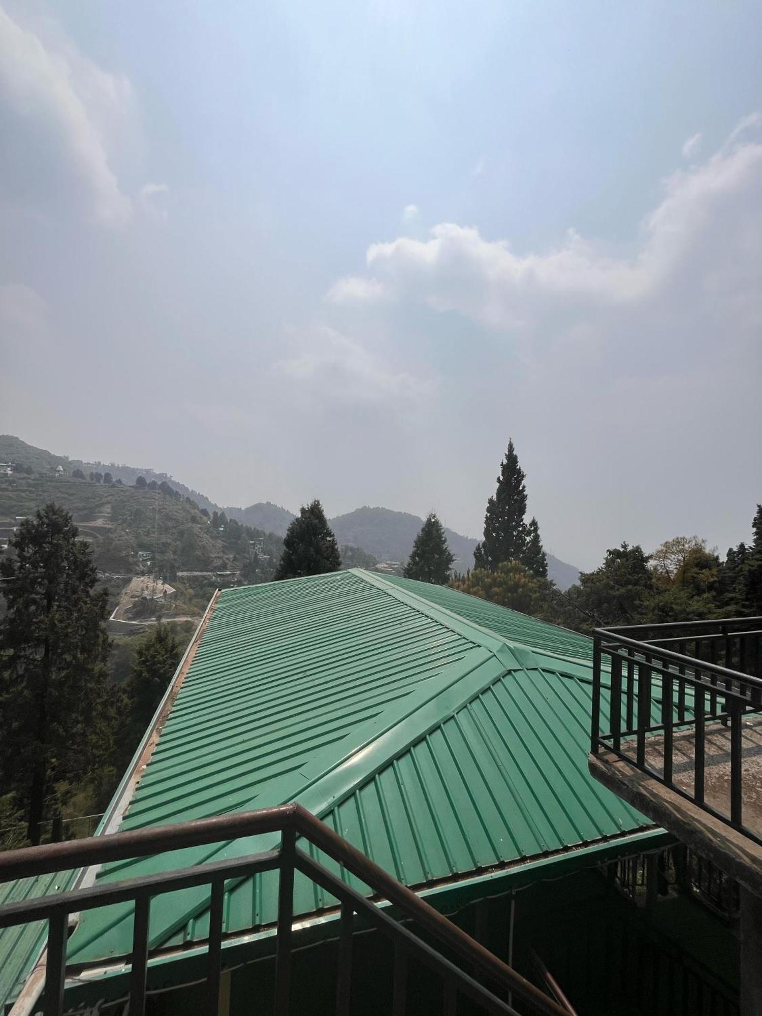 Royal Hill Inn Мусори Екстериор снимка