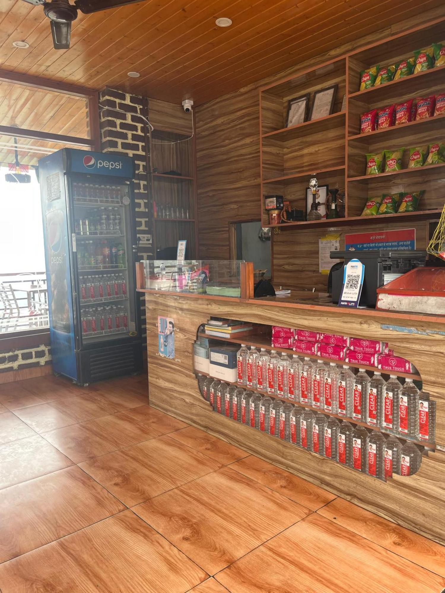 Royal Hill Inn Мусори Екстериор снимка